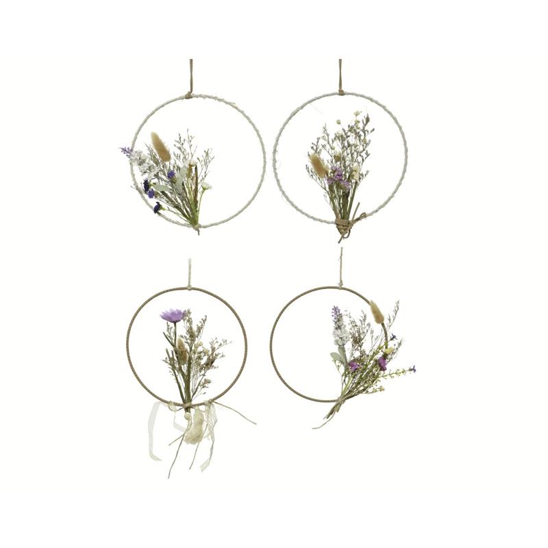 Hanger gedroogde bloemen